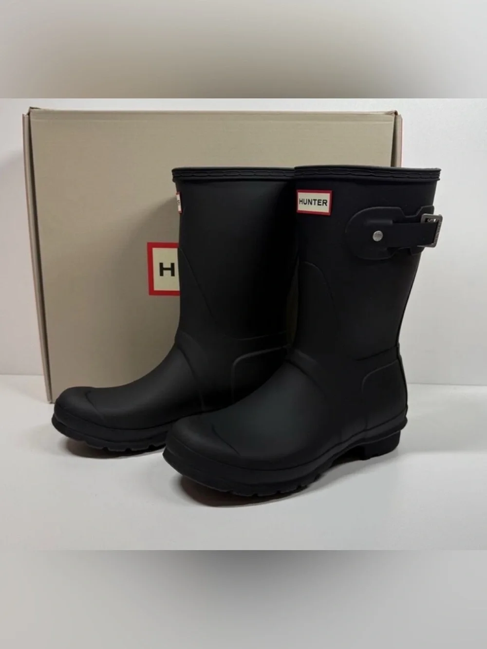 NIB •Hunter Women's Original Short Black Rain Boots Size: 7